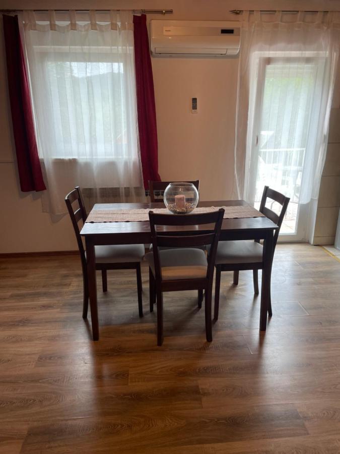 Apartment Plavo Oko 스몰리야나크 외부 사진