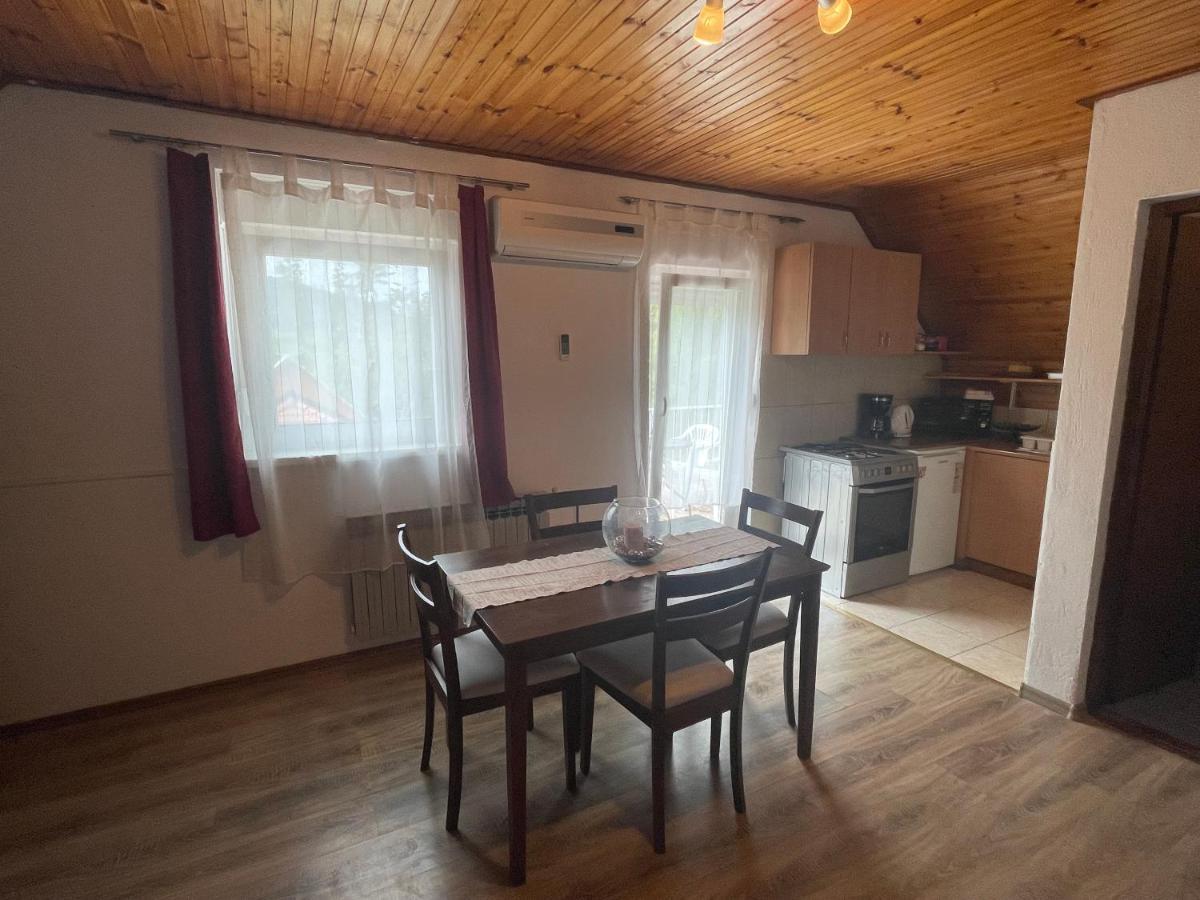 Apartment Plavo Oko 스몰리야나크 외부 사진